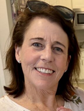 Meet your Posher, Lorraine